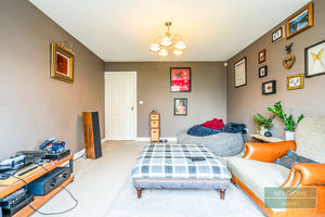 Photo 15- click for photo gallery